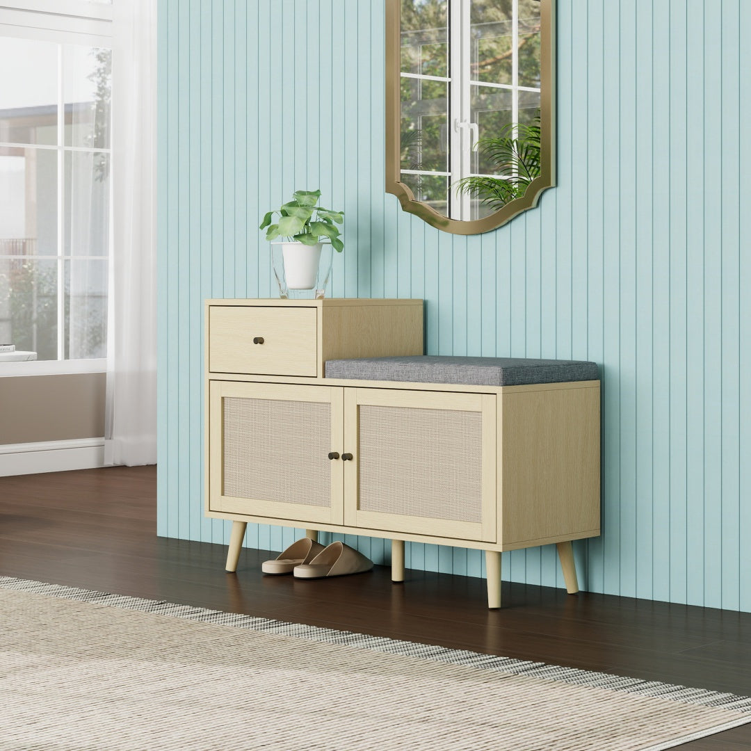 Banquette à Chaussures avec Siège et Rangement, Étagère à Chaussures Rembourrée, 2 Portes en Rotin et 1 Tiroir, pour Salon ou Couloir, 90 x 35 x 65 cm, Naturel