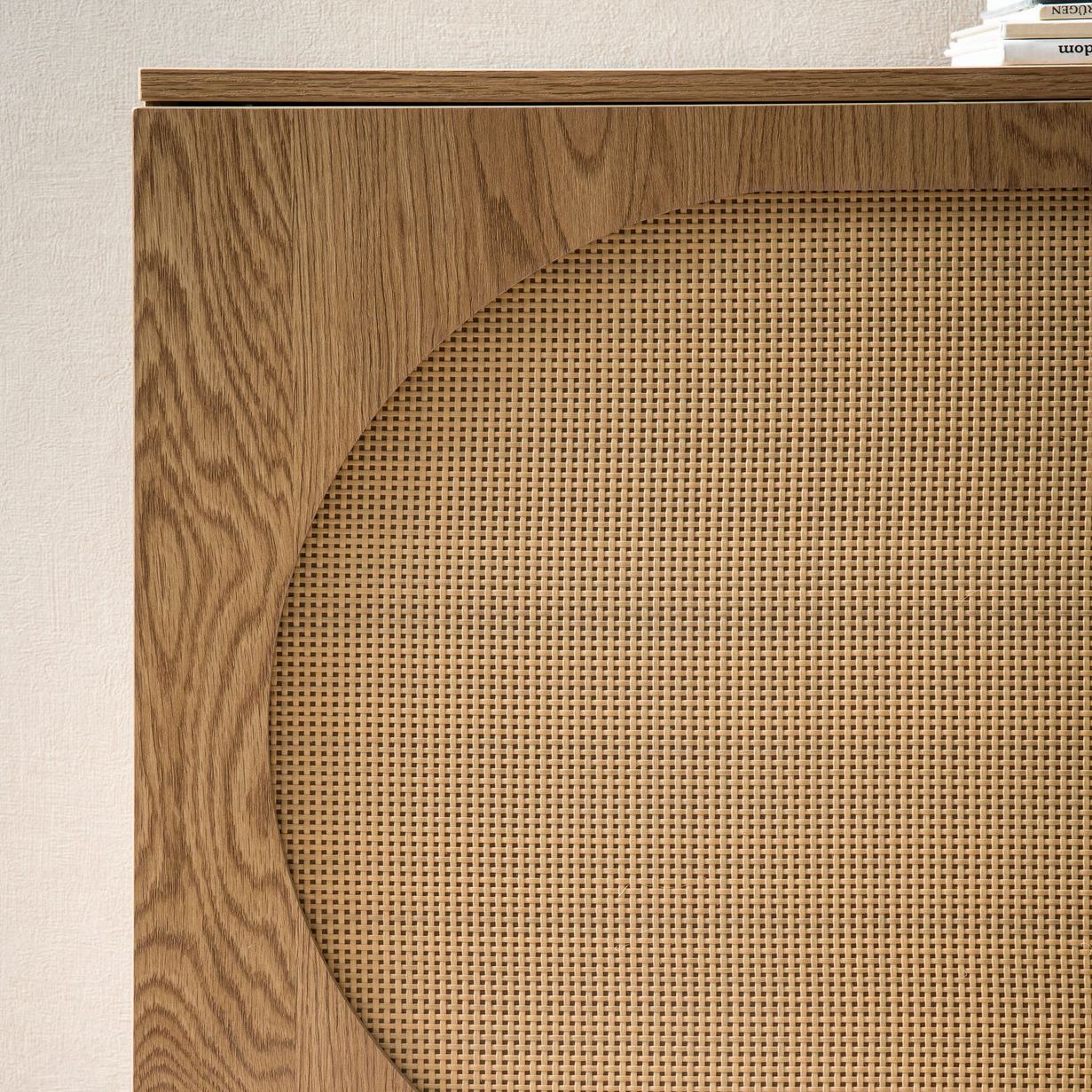 Buffet Décoratif en Chêne, 140 cm, Commode à 2 Portes et 3 Tiroirs avec Design Tressé en Rotin Vienne