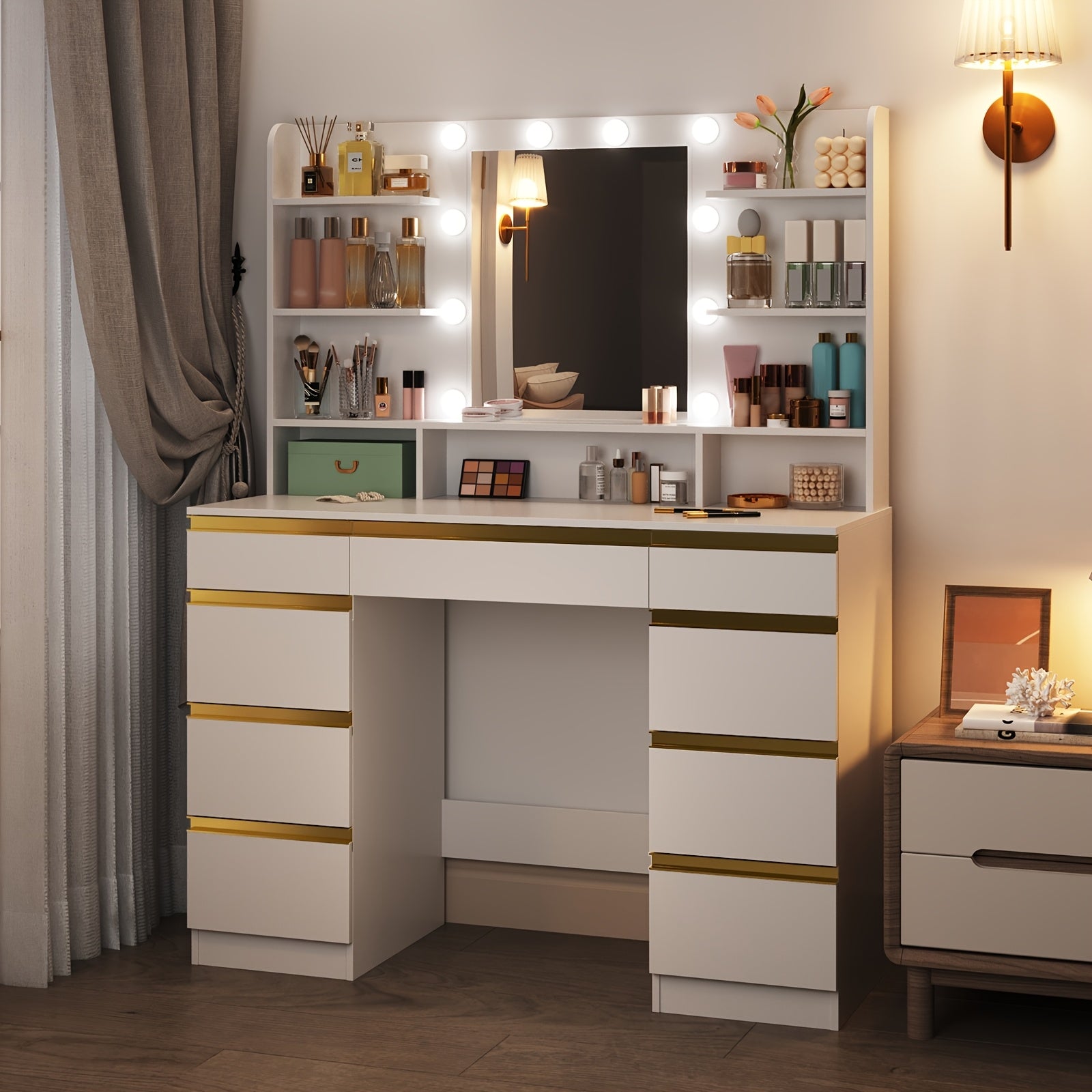 Coiffeuse avec 10 Boules LED, 3 Couleurs, Luminosité Réglable, Grand Miroir HD, 1 Grande Tiroir et 8 Petits Tiroirs, 9 Étagères Ouvertes, Ensemble de Coiffeuse pour Chambre ou Salle de Bain, Sans Tabouret, Blanc-Marron/Doré/Argenté
